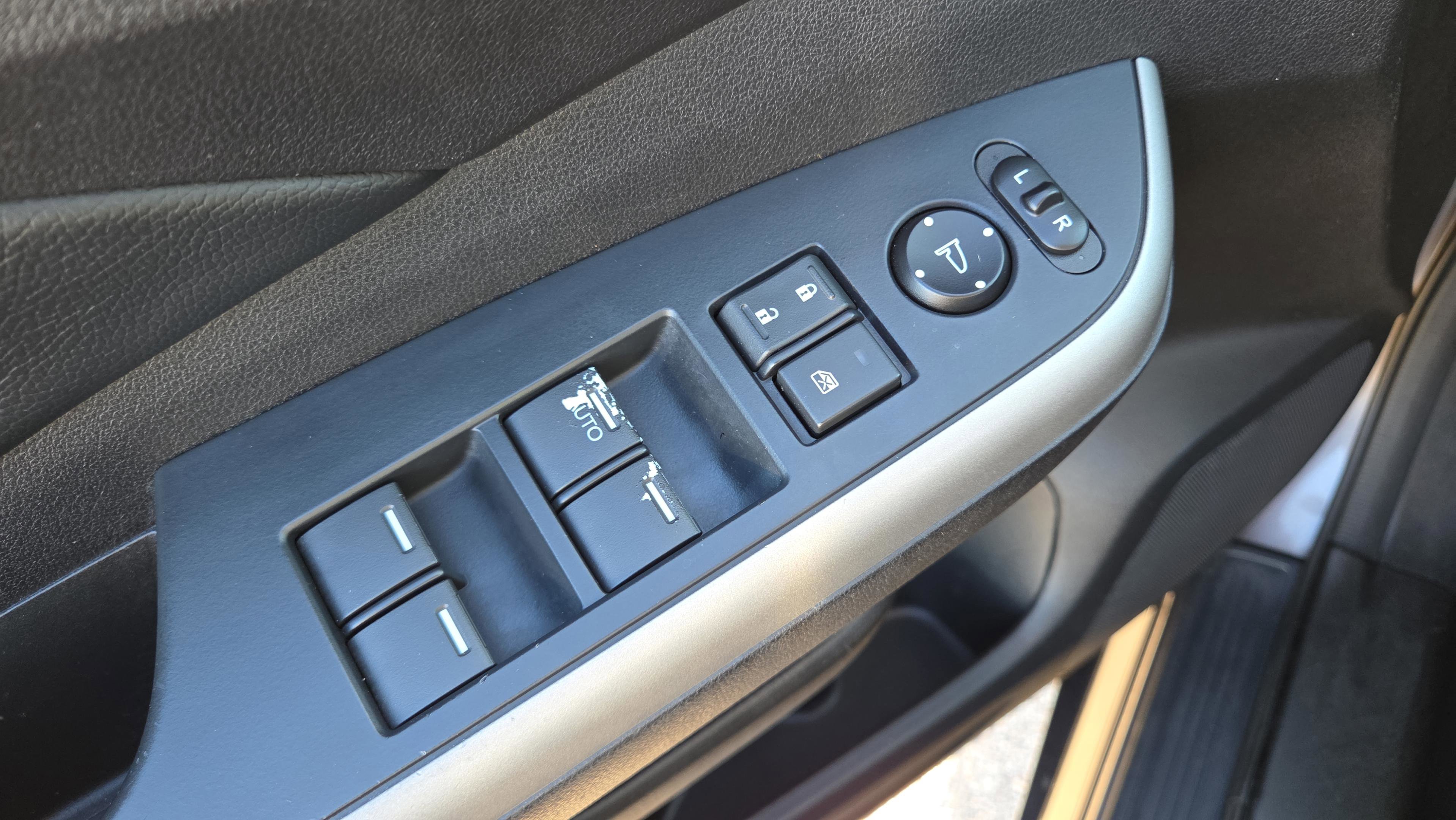 Used 2014 Honda CR-V EX-L image 36