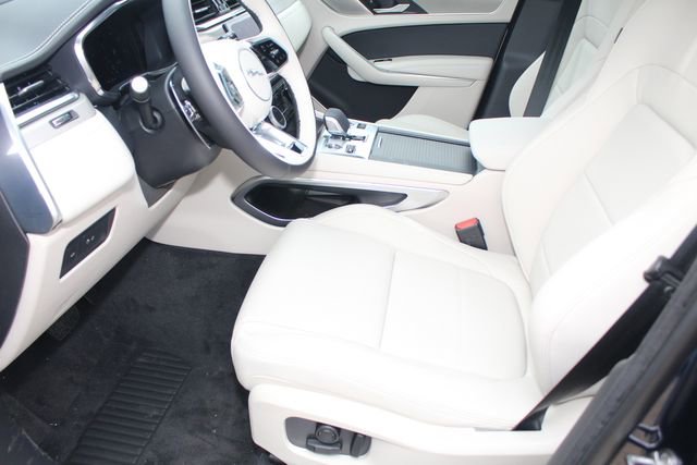 New 2026 Jaguar F-PACE R-Dynamic S image 20