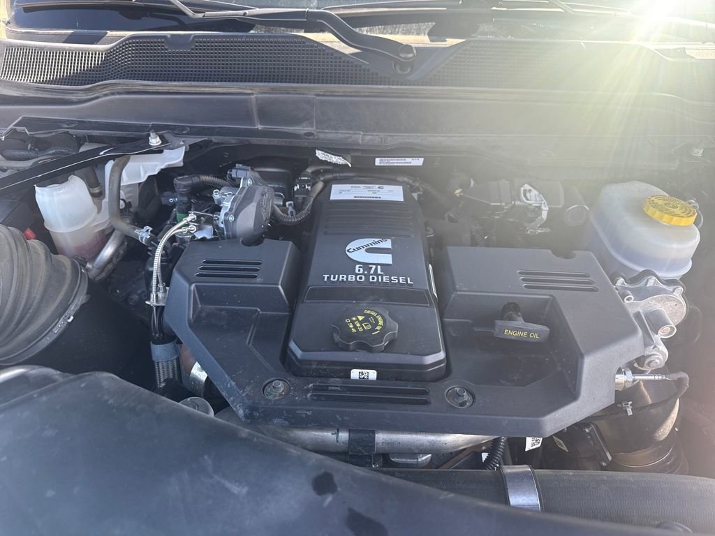 Used 2024 RAM 3500 Laramie w/ Sport Appearance Package image 31