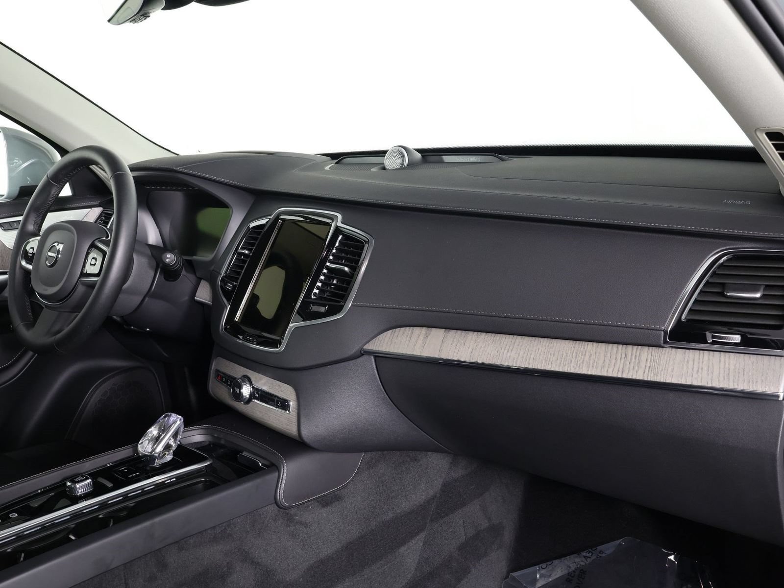 Certified 2024 Volvo XC90 B6 Ultimate AWD/4WD image 22