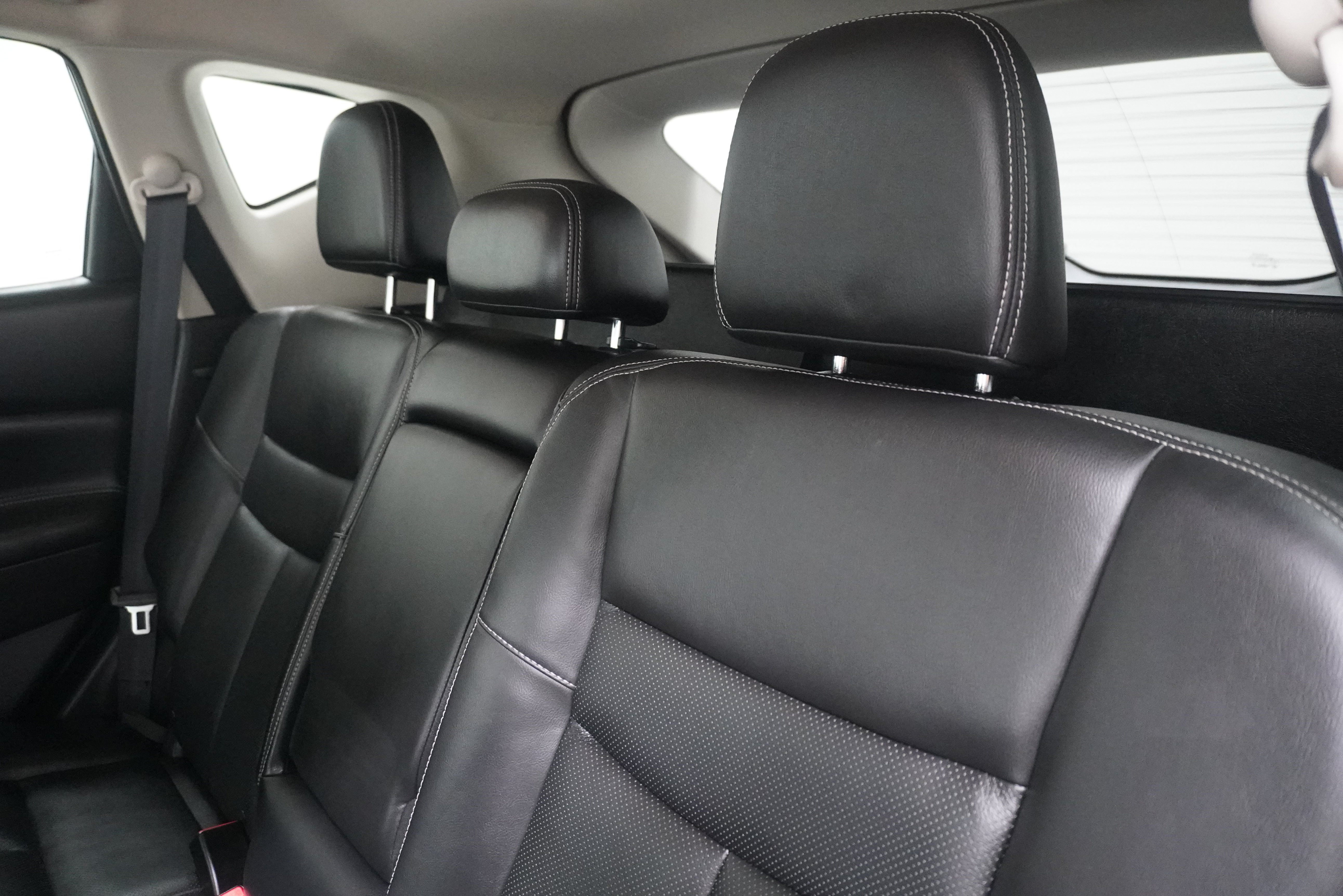 Used 2018 Nissan Murano SL w/ Cargo Package FWD image 11