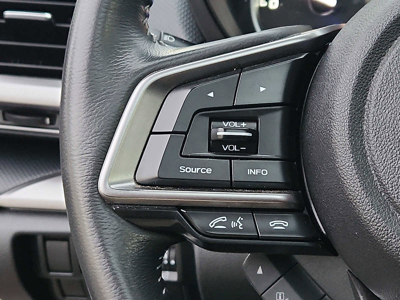 Used 2020 Subaru Forester Premium image 21