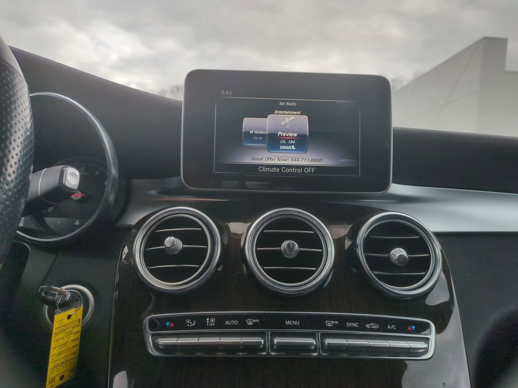 Used 2019 Mercedes-Benz GLC 300 4MATIC image 10