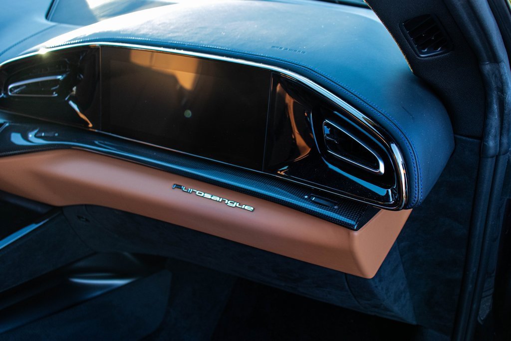 Certified 2024 Ferrari Purosangue Base image 54