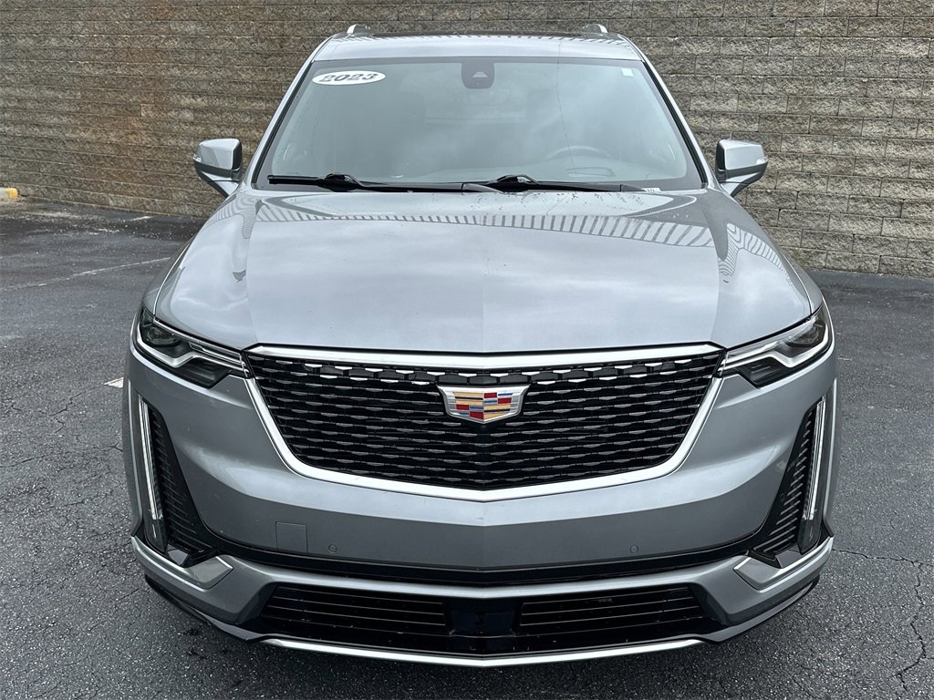 Used 2023 Cadillac XT6 Premium Luxury w/ Technology Package image 2