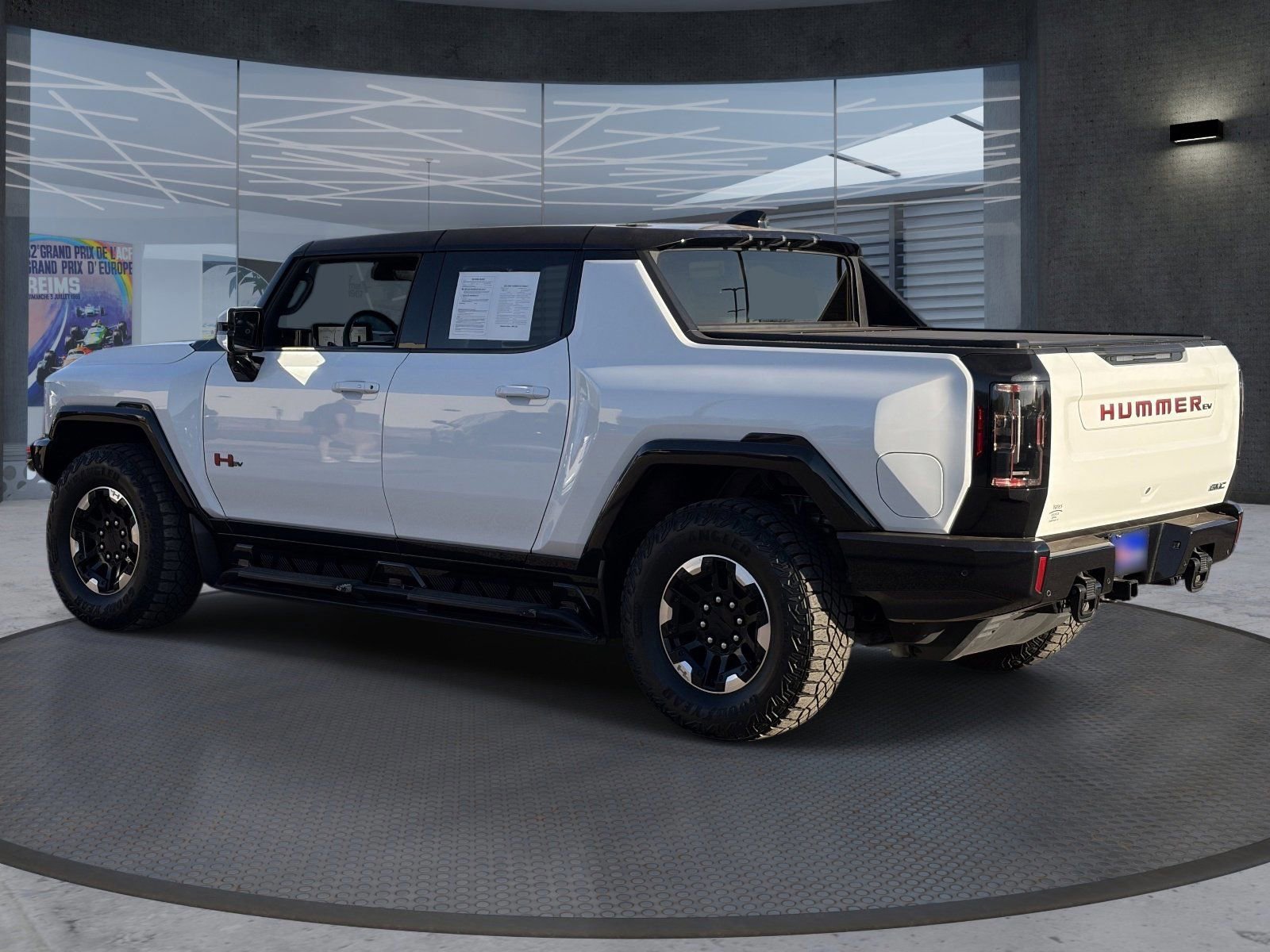 Certified 2022 GMC Hummer EV Edition 1 w/ LPO, Illumination Package AWD/4WD image 4