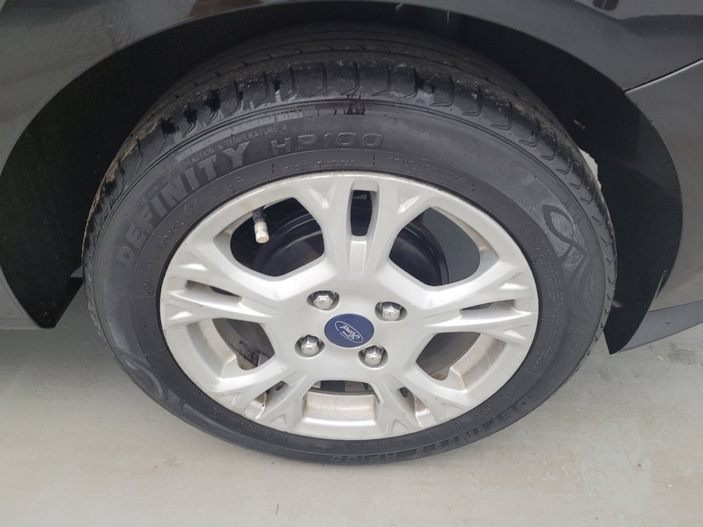 Used 2016 Ford Fiesta SE FWD image 31