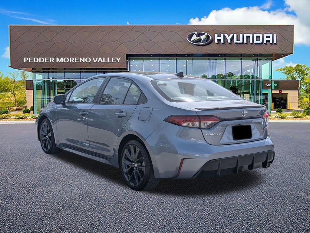 Used 2025 Toyota Corolla XSE FWD image 6