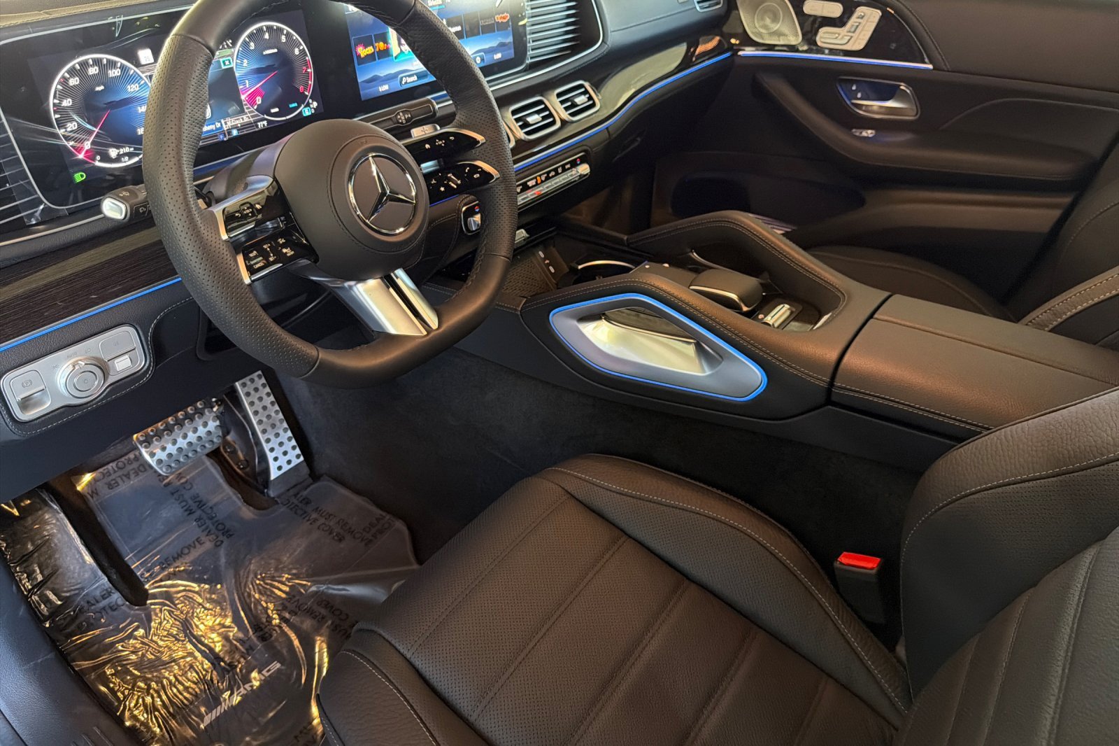 New 2025 Mercedes-Benz GLS 580 4MATIC image 9