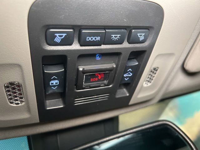 Used 2021 Toyota Camry XSE w/ Navigation Package AWD/4WD image 29