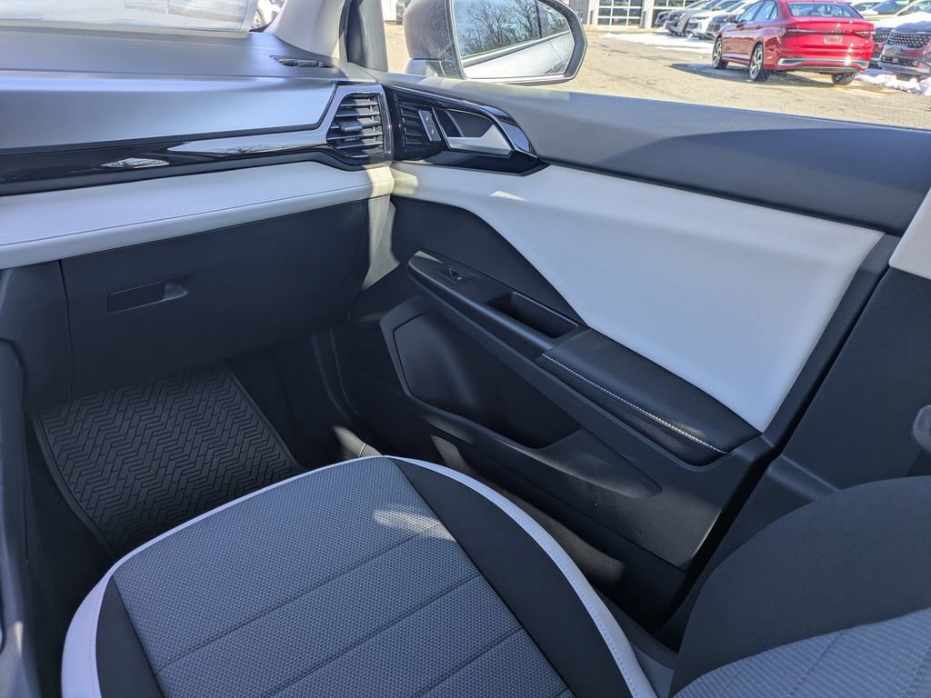 New 2026 Volkswagen Taos S image 17