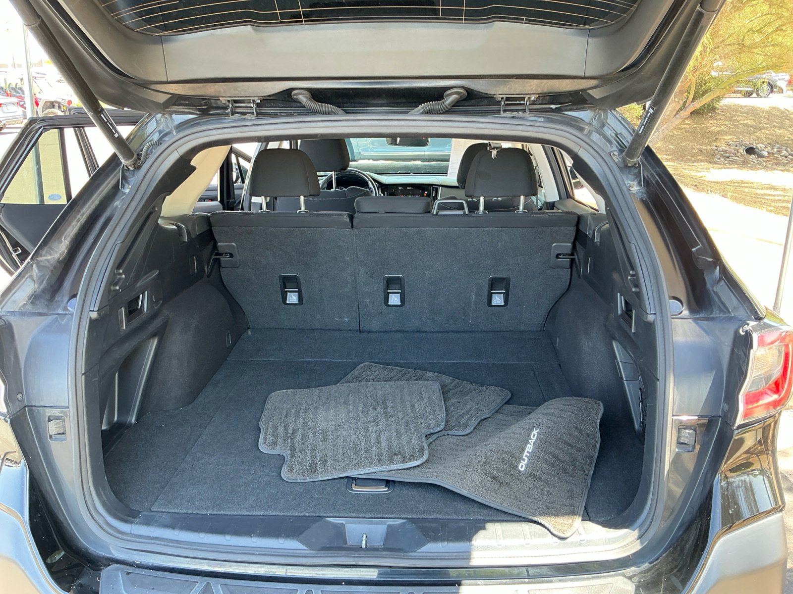 Used 2020 Subaru Outback Premium AWD/4WD image 33