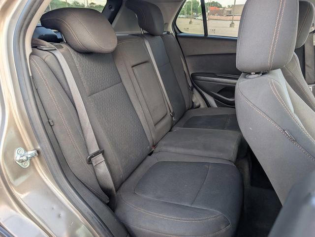 Used 2022 Chevrolet Trax LS w/ Tint and Cruise Package AWD/4WD image 26