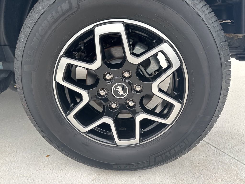 Used 2023 Ford Bronco Outer Banks image 15