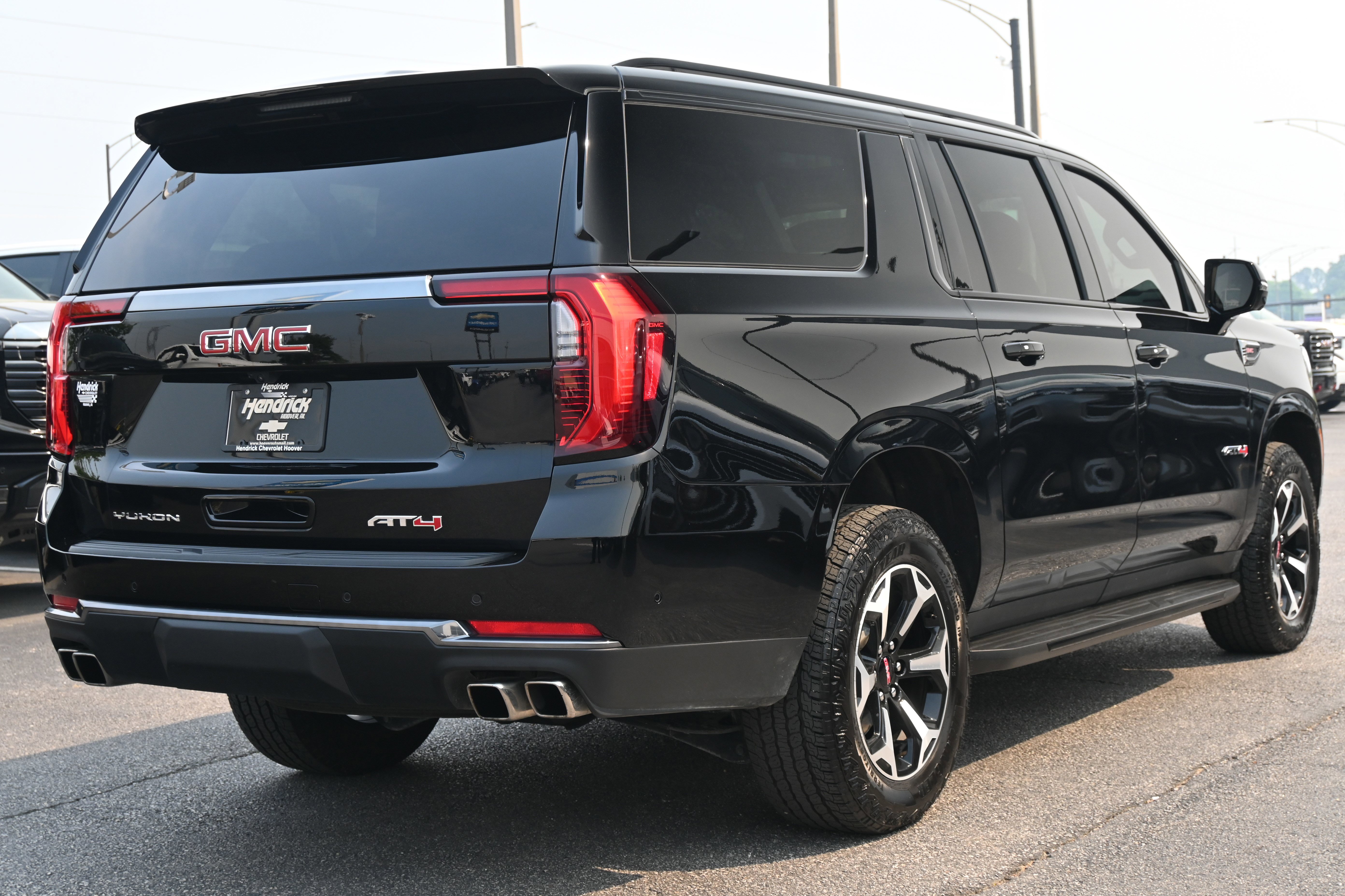 Used 2026 GMC Yukon XL AT4 image 17
