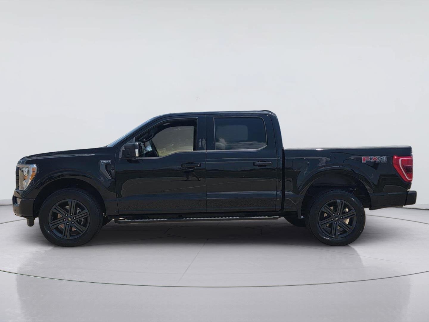 Used 2023 Ford F150 XLT w/ Equipment Group 302A High AWD/4WD image 8