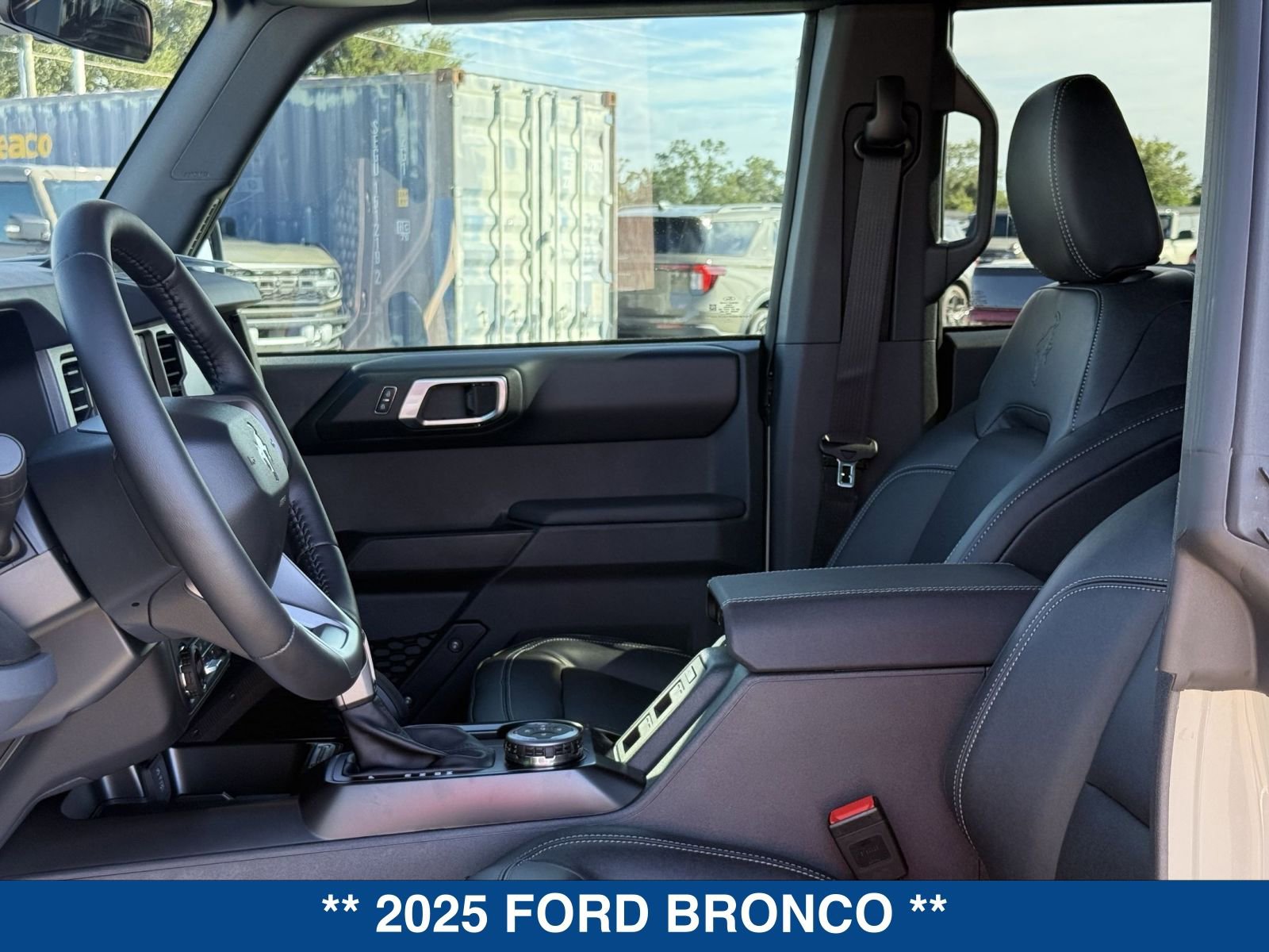 New 2025 Ford Bronco Badlands AWD/4WD image 20