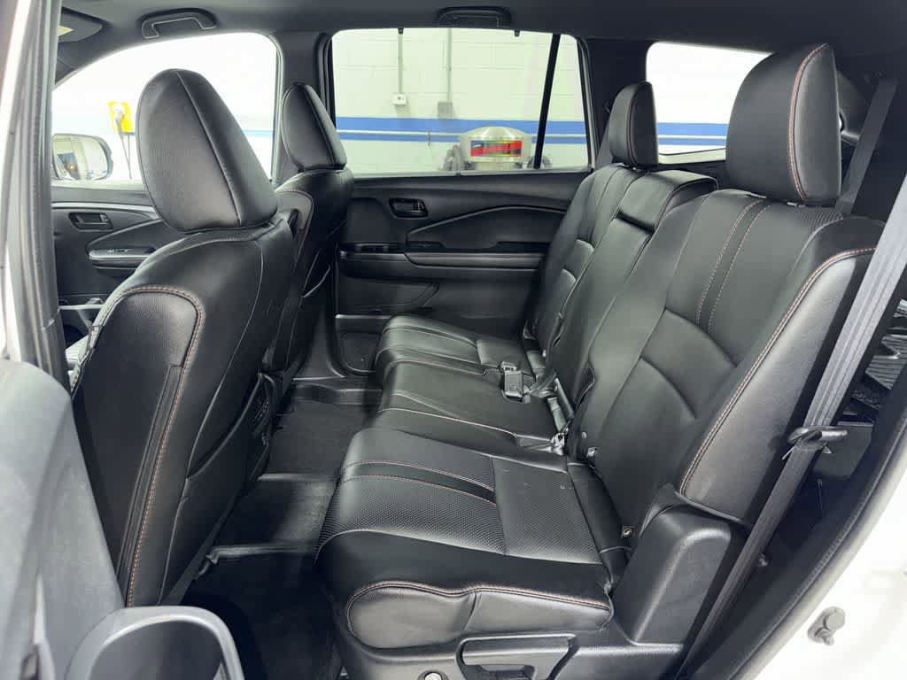 Used 2022 Honda Pilot TrailSport image 17
