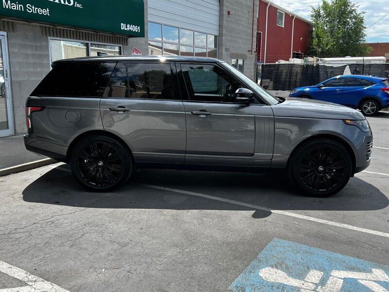 Used 2019 Land Rover Range Rover Supercharged AWD/4WD image 8