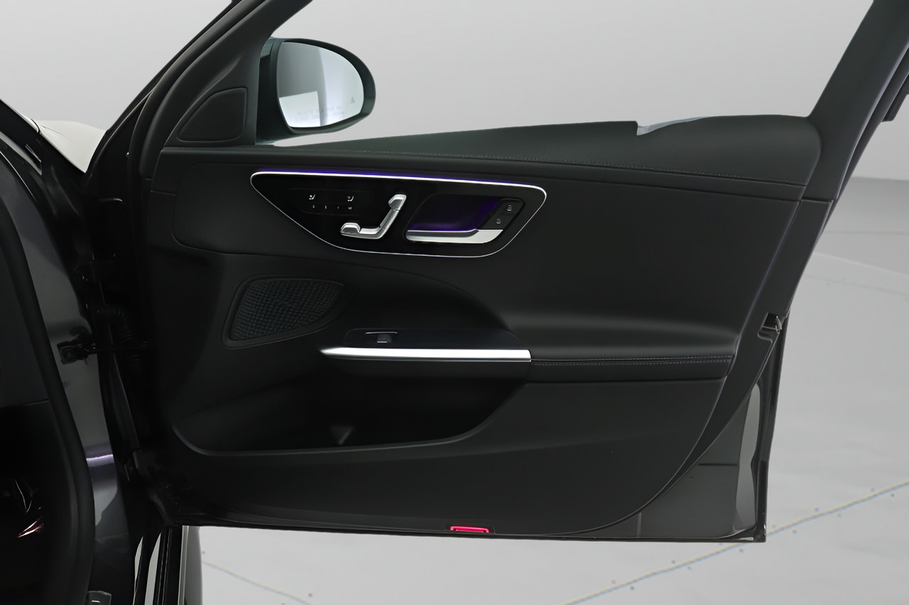 Certified 2023 Mercedes-Benz C 300 Sedan image 21
