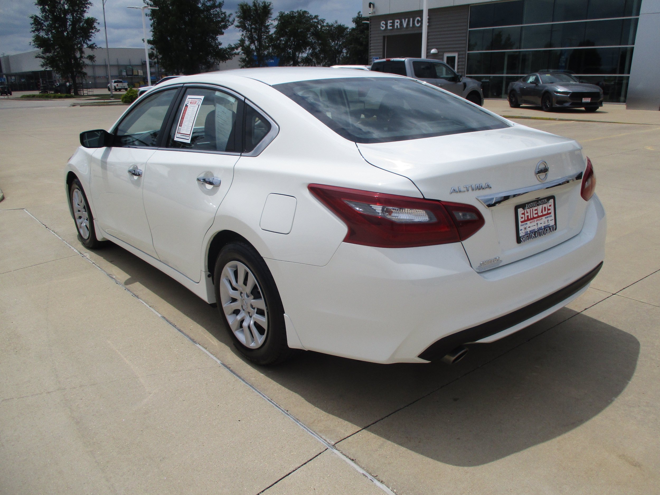 Used 2018 Nissan Altima 2.5 S w/ S Convenience Package FWD image 3