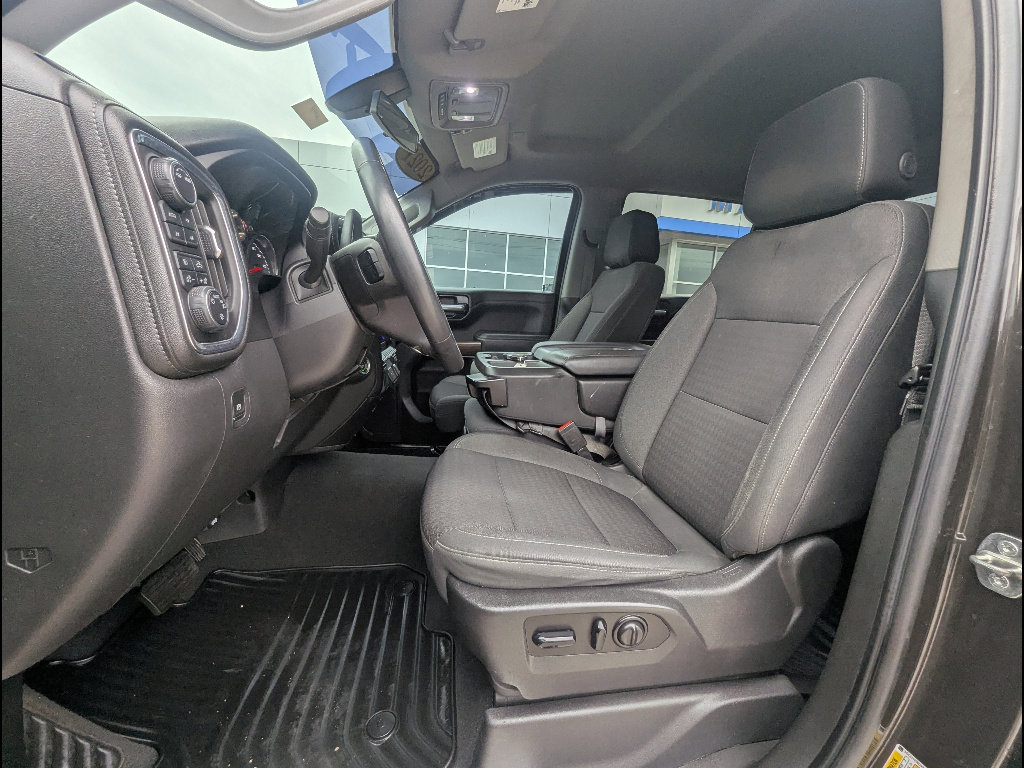Used 2021 Chevrolet Silverado 1500 RST w/ Z71 Off-Road Package AWD/4WD image 21