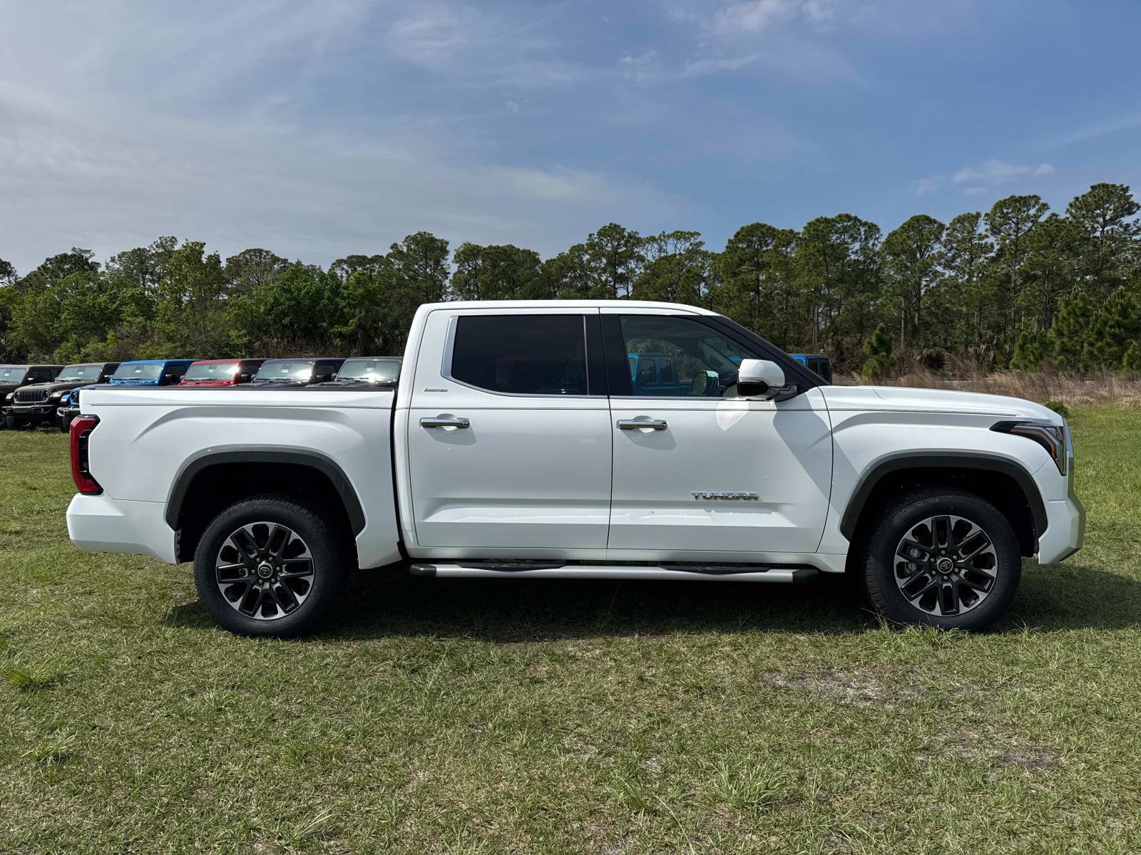 Used 2022 Toyota Tundra Limited AWD/4WD image 2