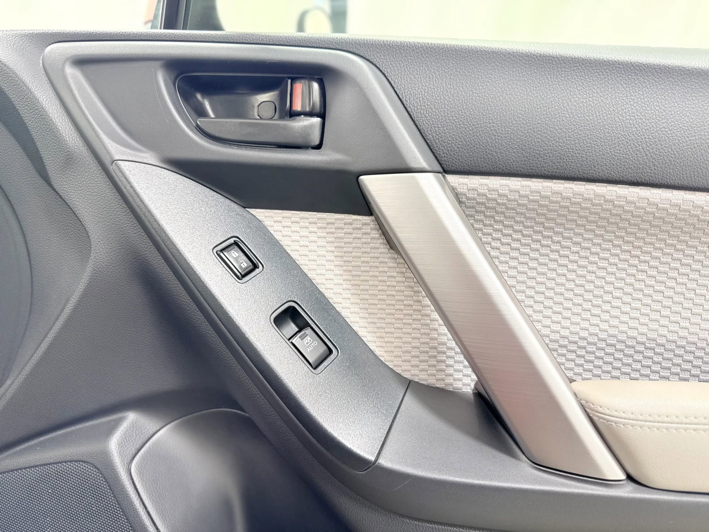 Used 2017 Subaru Forester 2.5i Premium w/ Popular Package #2A image 26