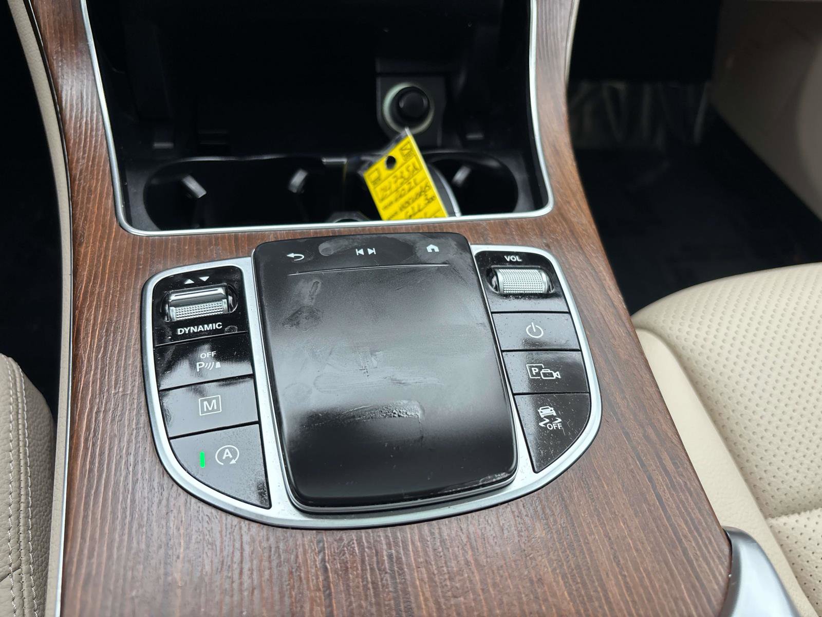 Used 2021 Mercedes-Benz GLC 300 4MATIC image 23