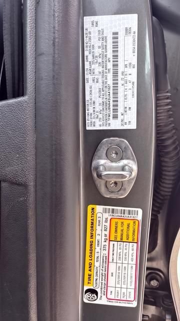 Used 2025 Ford Escape ST-Line Select AWD/4WD image 33