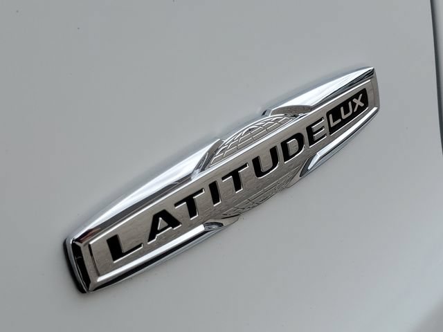 Used 2022 Jeep Cherokee Latitude Lux AWD/4WD image 34