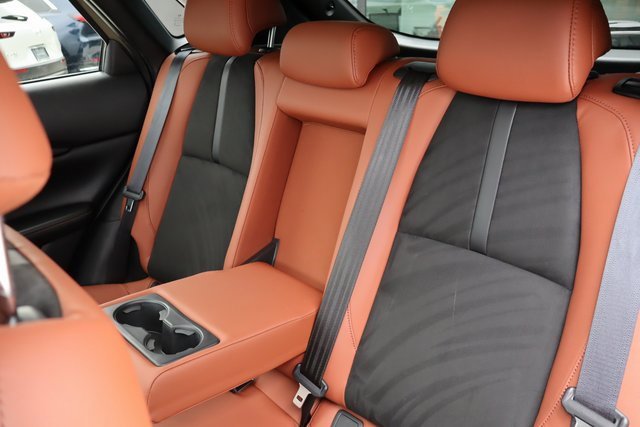 Used 2024 MAZDA CX-30 Carbon image 16