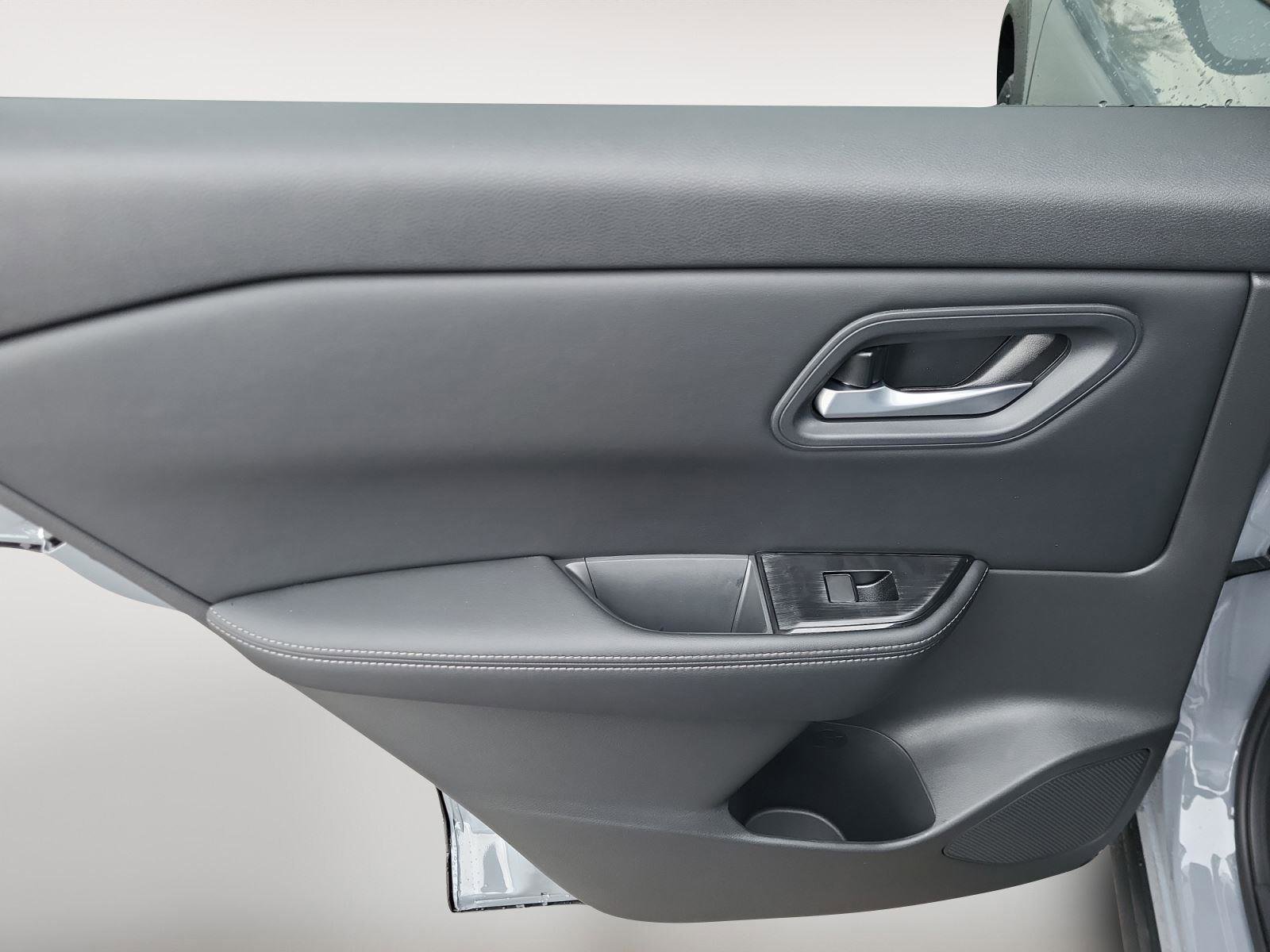 New 2026 Nissan Rogue SV w/ Cold Weather Package image 18