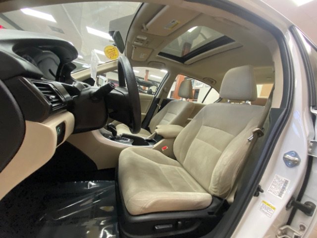 Used 2015 Honda Accord EX image 6