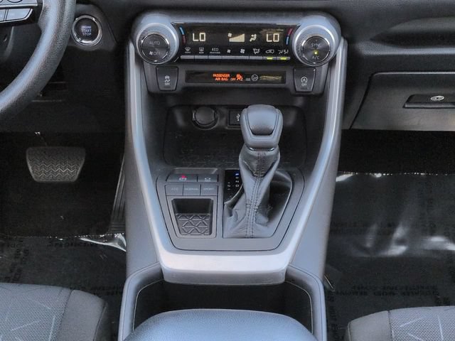 Certified 2022 Toyota RAV4 XLE FWD image 19