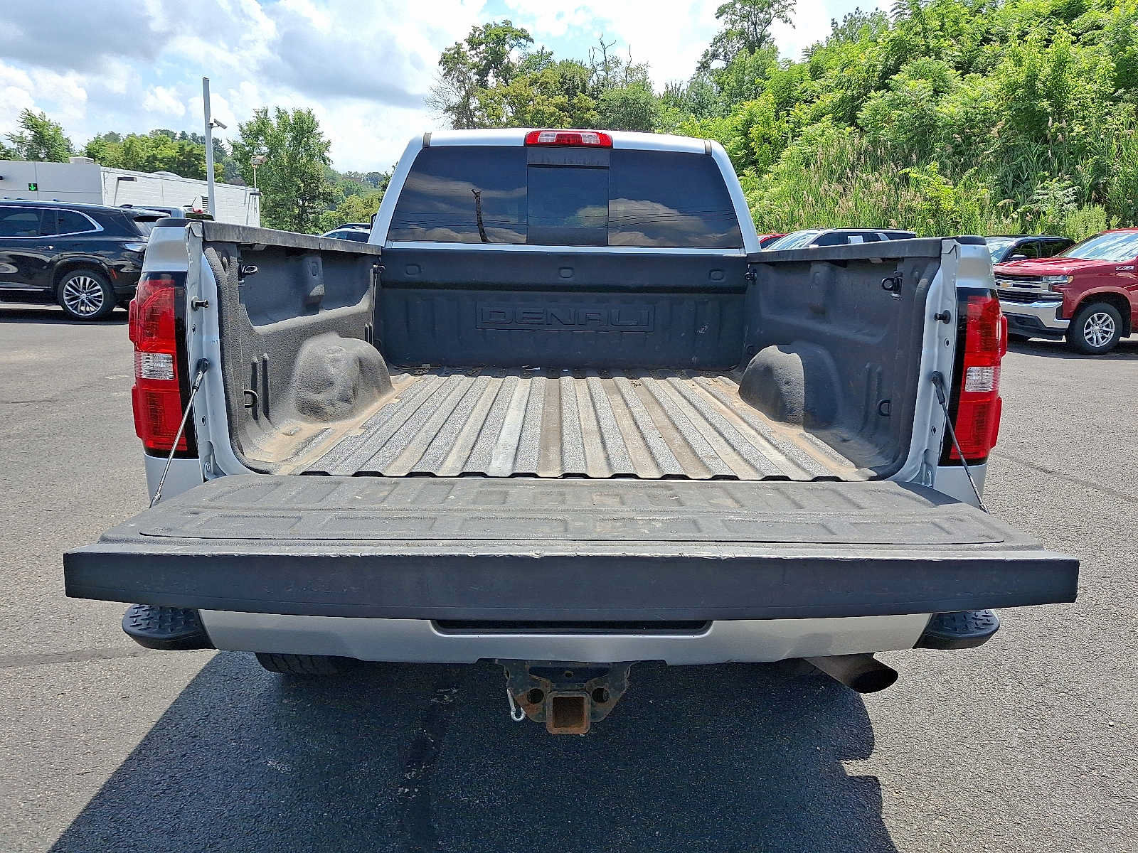 Used 2019 GMC Sierra 2500 Denali w/ Suspension Package, Off-Road AWD/4WD image 28