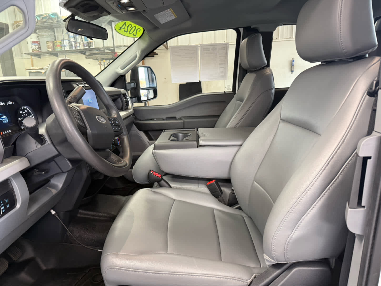 Used 2024 Ford F250 XL w/ XL Chrome Package image 13
