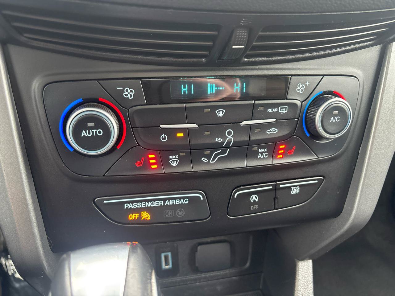 Used 2018 Ford Escape SEL AWD/4WD image 19