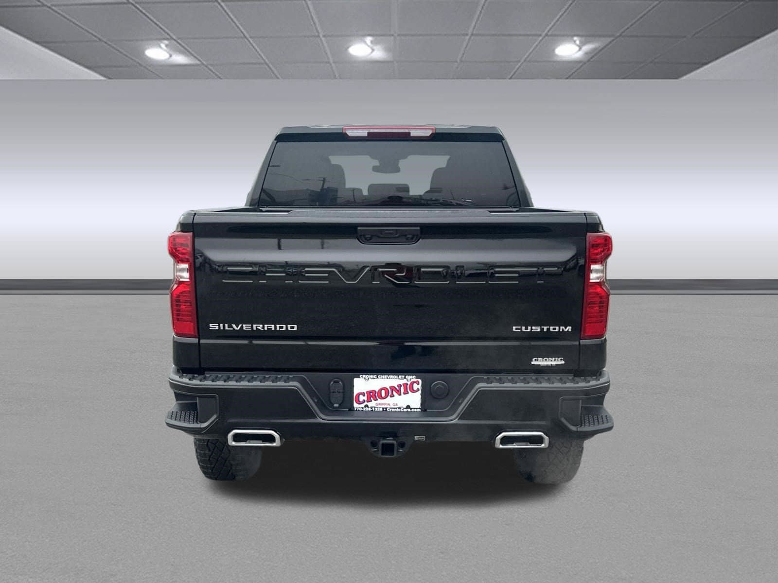 New 2026 Chevrolet Silverado 1500 Custom Trail Boss w/ LPO, Dark Essentials Package AWD/4WD image 4