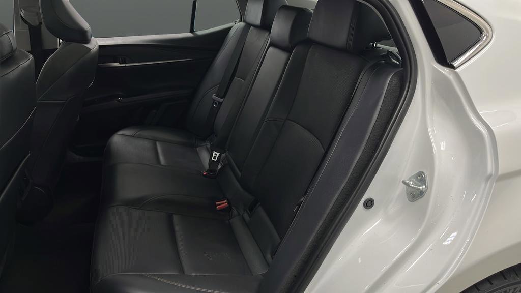 Used 2025 Toyota Camry XLE image 24