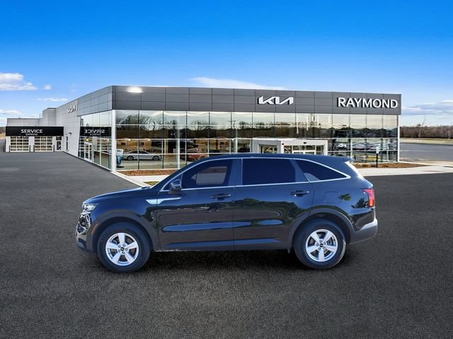 Certified 2023 Kia Sorento LX AWD/4WD image 7
