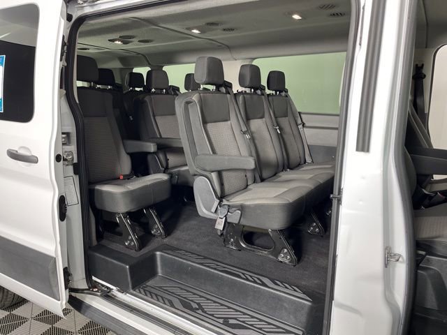 Used 2024 Ford Transit 350 XLT image 37