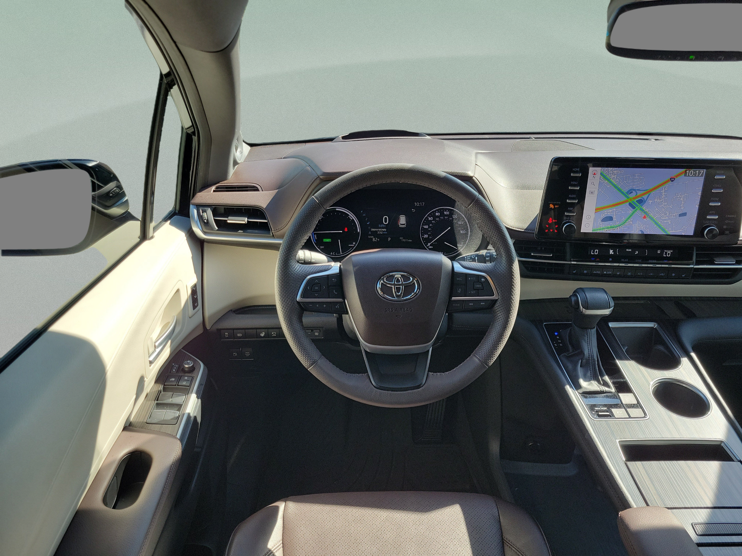 Certified 2024 Toyota Sienna Platinum FWD image 22