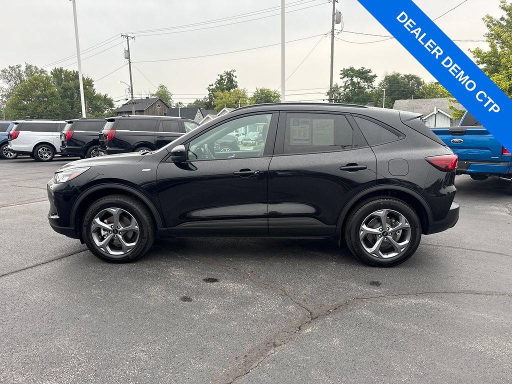 Used 2025 Ford Escape ST-Line Select