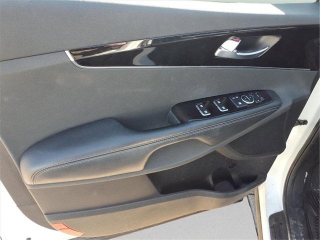 Used 2018 Kia Sorento EX image 21