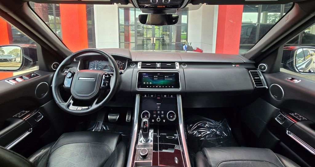 Used 2020 Land Rover Range Rover Sport SVR image 22