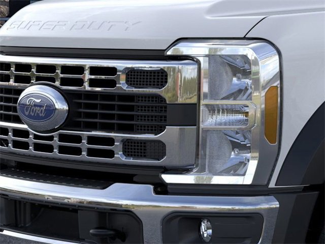 New 2026 Ford F550 4x4 Supercab Super Duty image 17