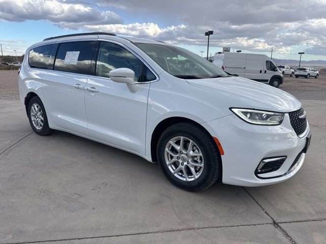Certified 2022 Chrysler Pacifica Touring-L FWD image 7