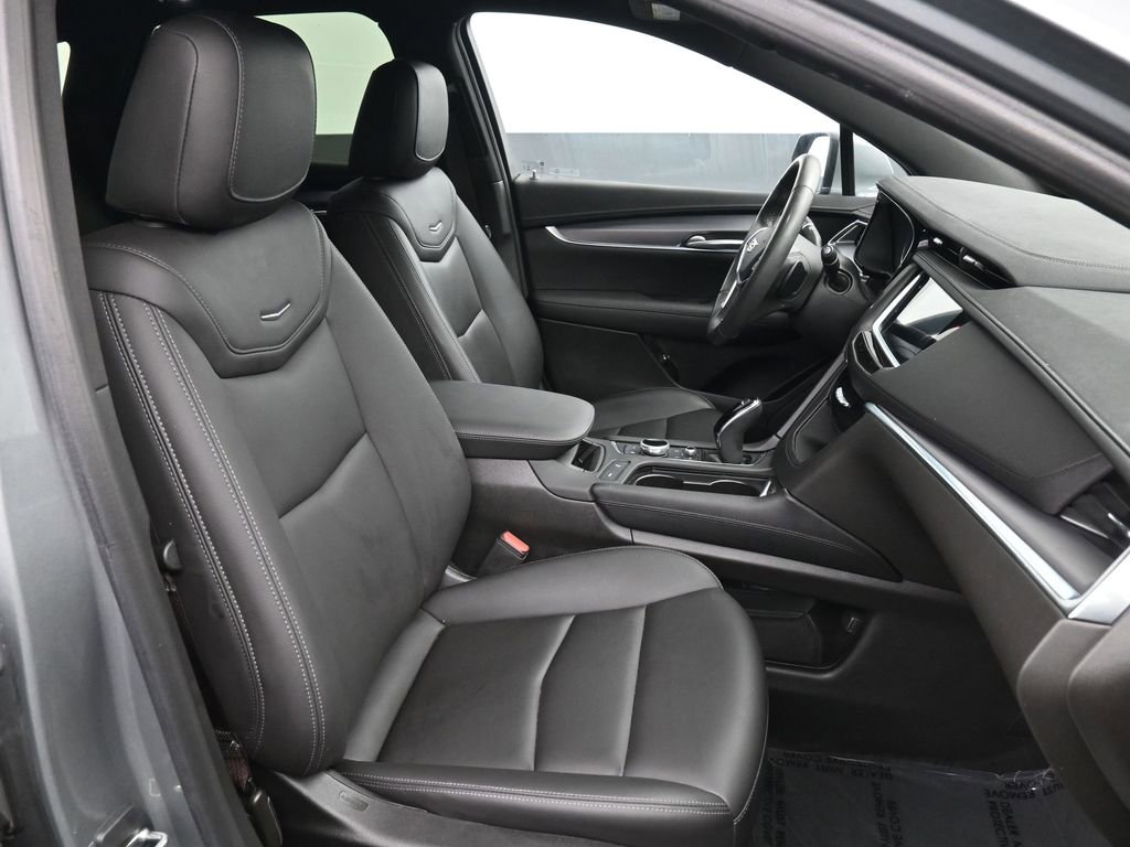 Certified 2023 Cadillac XT5 Luxury image 17