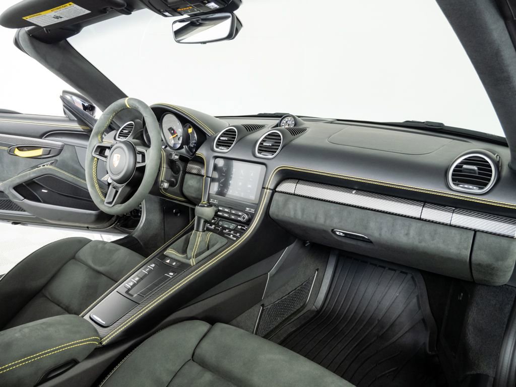 Certified 2025 Porsche 718 Boxster Spyder RS image 18